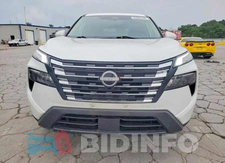 5N1BT3BA4RC682704 Photo# 5