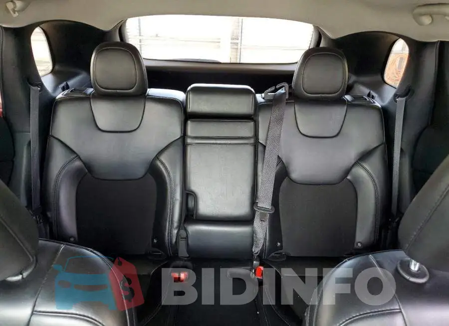 1C4PJLLX8KD204563 Photo# 10