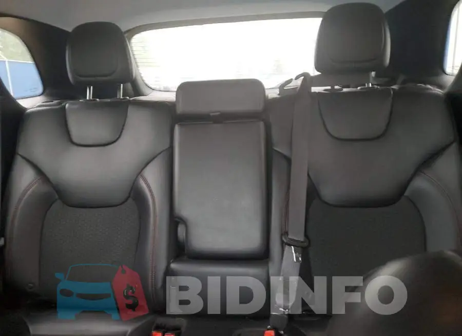1C4PJMBX8KD471032 Photo# 10