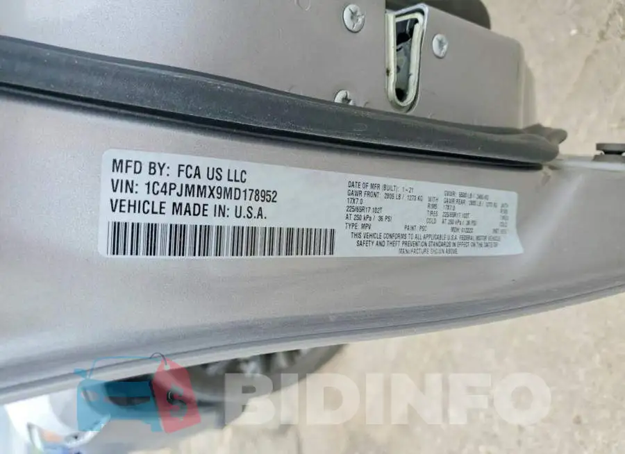 1C4PJMMX9MD178952 Photo# 13