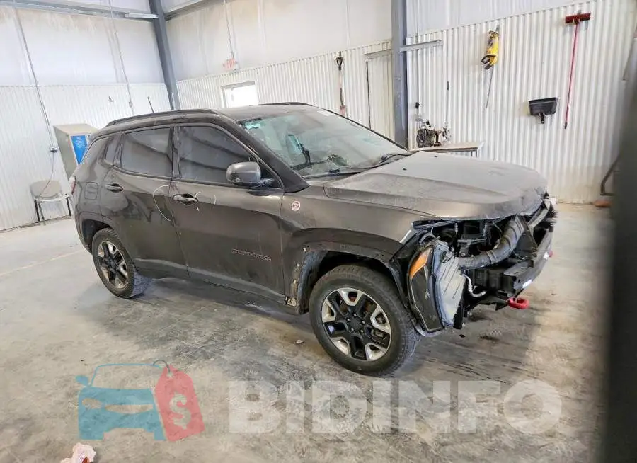 3C4NJDDB0HT610937 Photo# 4