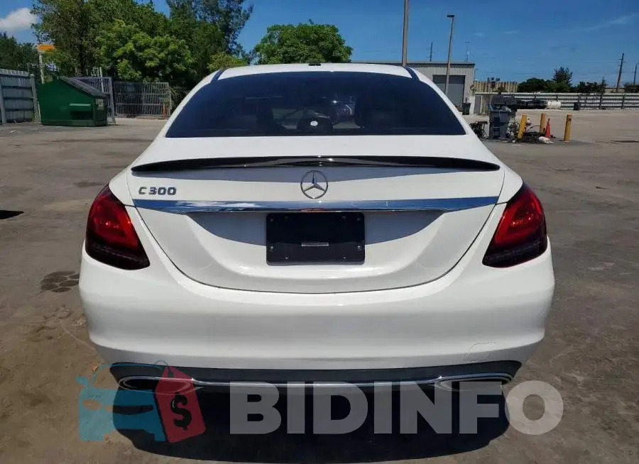 55SWF8DB6KU296583 Photo# 6