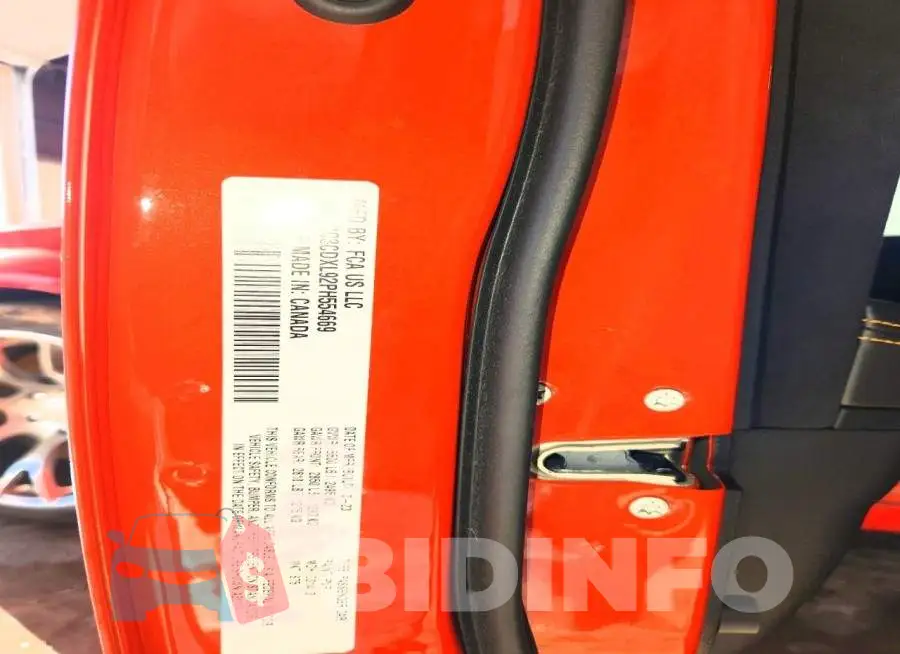 2C3CDXL92PH554669 Photo# 12