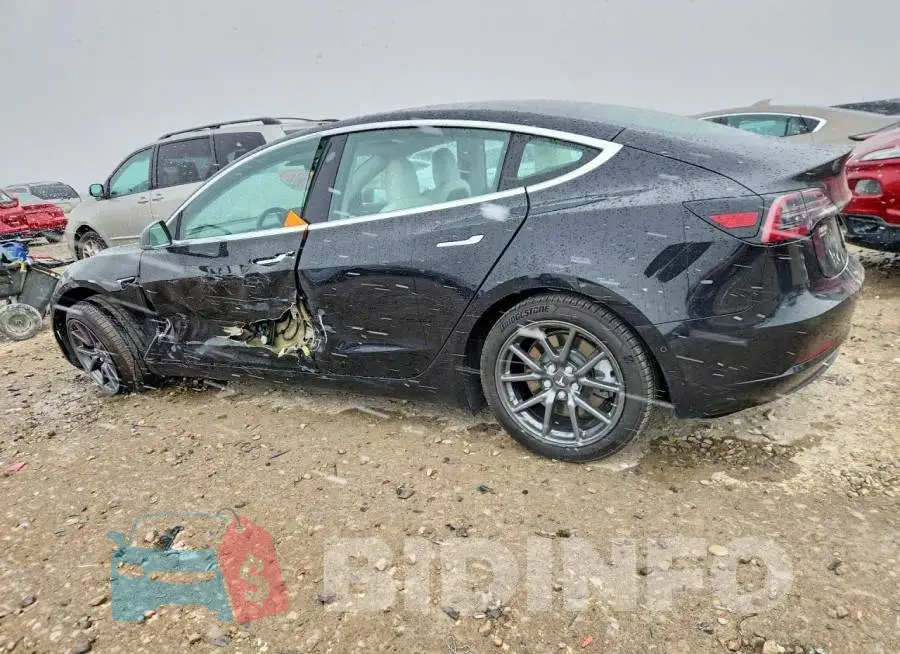 5YJ3E1EBXJF085527 Photo# 2