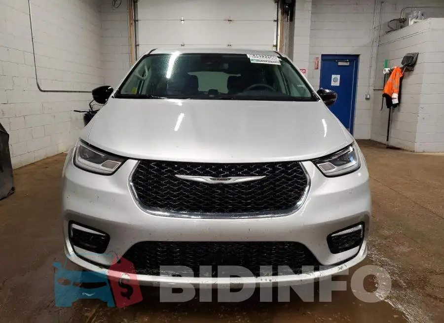 2C4RC1BG1RR182616 Photo# 5