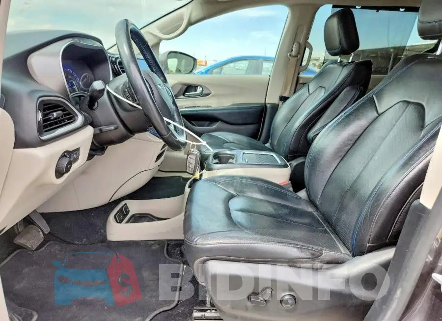 2C4RC1BG7MR601187 Photo# 7