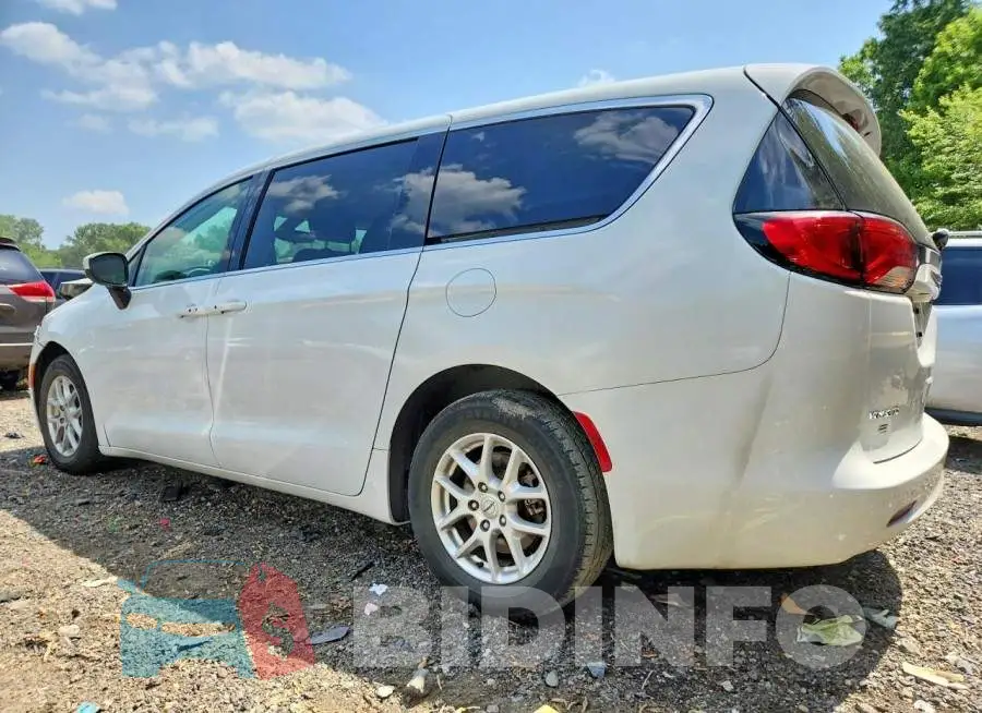 2C4RC1CG2NR144367 Photo# 2