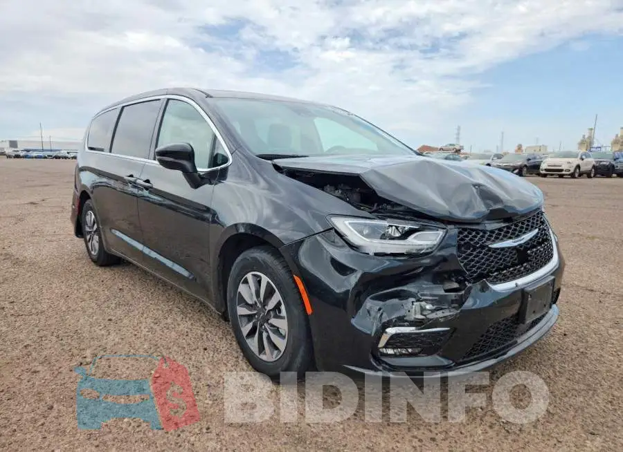 2C4RC1L78PR632550 Photo# 4