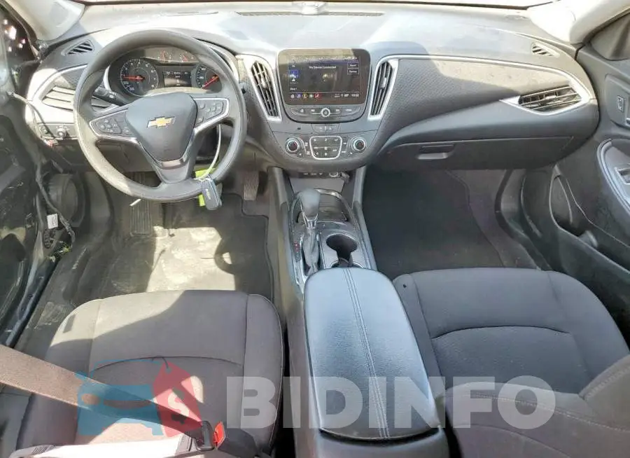 1G1ZD5ST3PF233435 Photo# 8