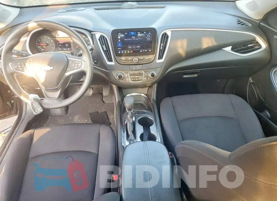 1G1ZD5ST5RF111369 Photo# 8