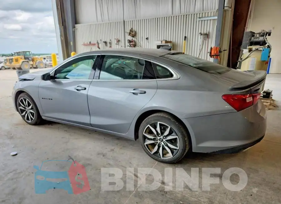 1G1ZG5ST7RF211187 Photo# 2