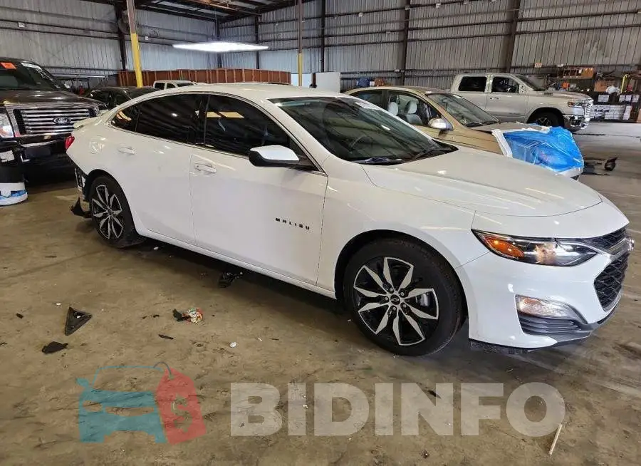 1G1ZG5ST8RF104343 Photo# 4