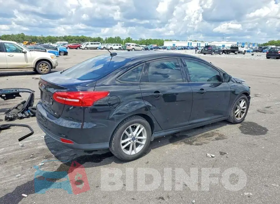 1FADP3F29JL265917 Photo# 3