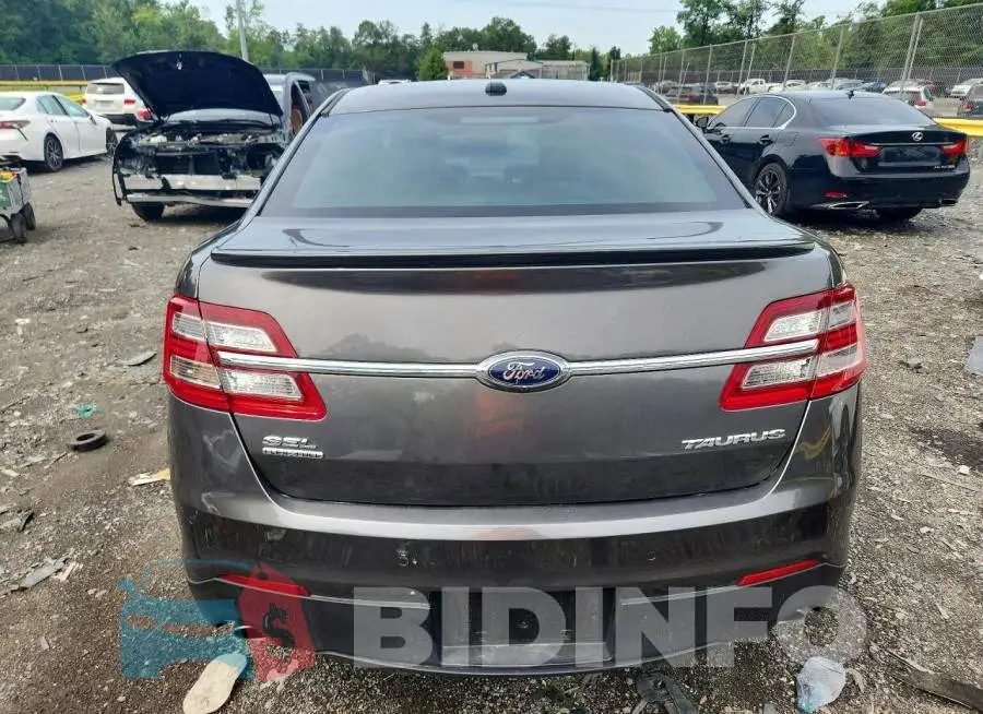 1FAHP2E82JG103153 Photo# 6