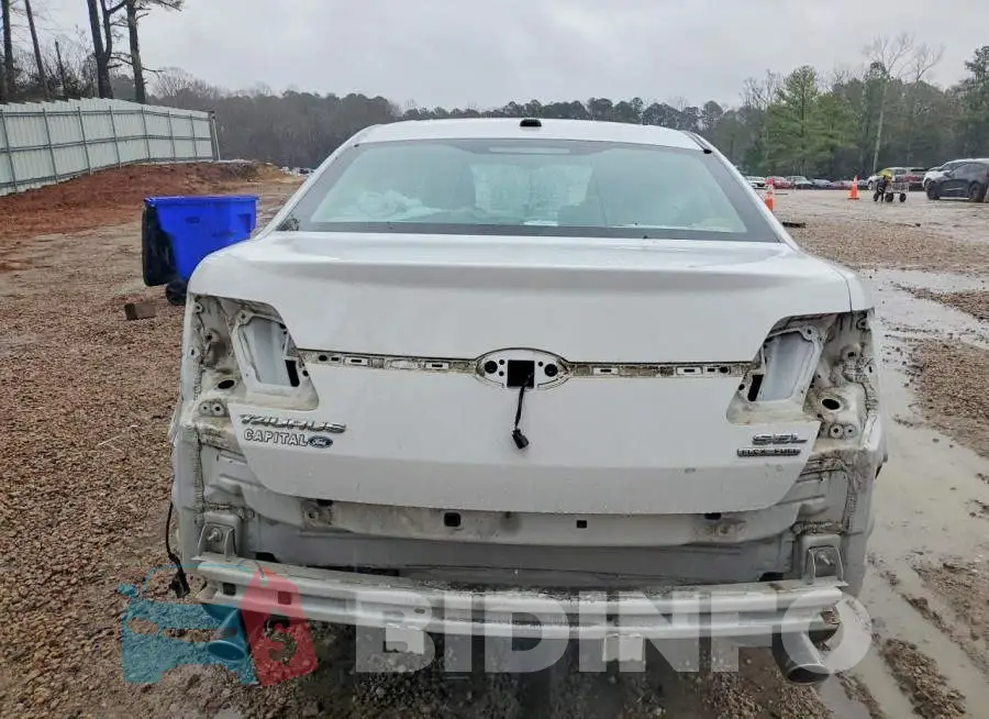 1FAHP2E88JG117414 Photo# 6