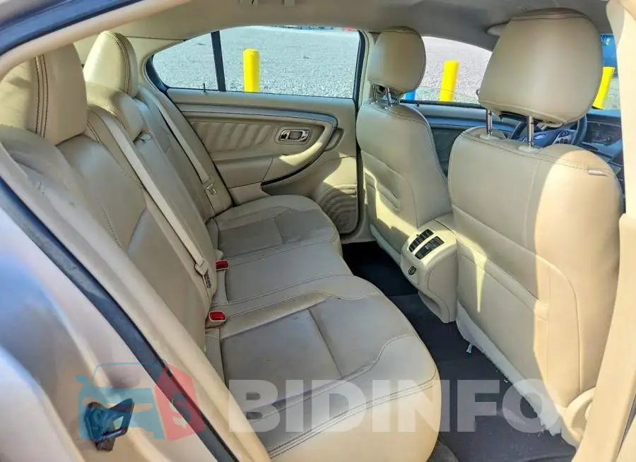 1FAHP2E89HG112054 Photo# 10