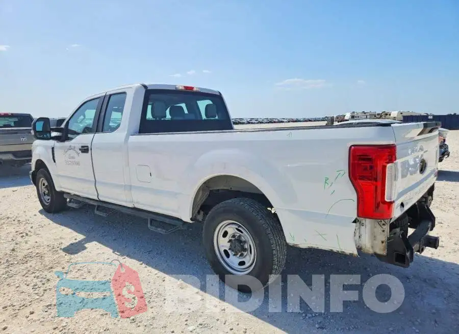 1FT7X2A67KED15117 Photo# 2