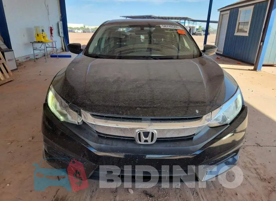 19XFC2F57HE072686 Photo# 5