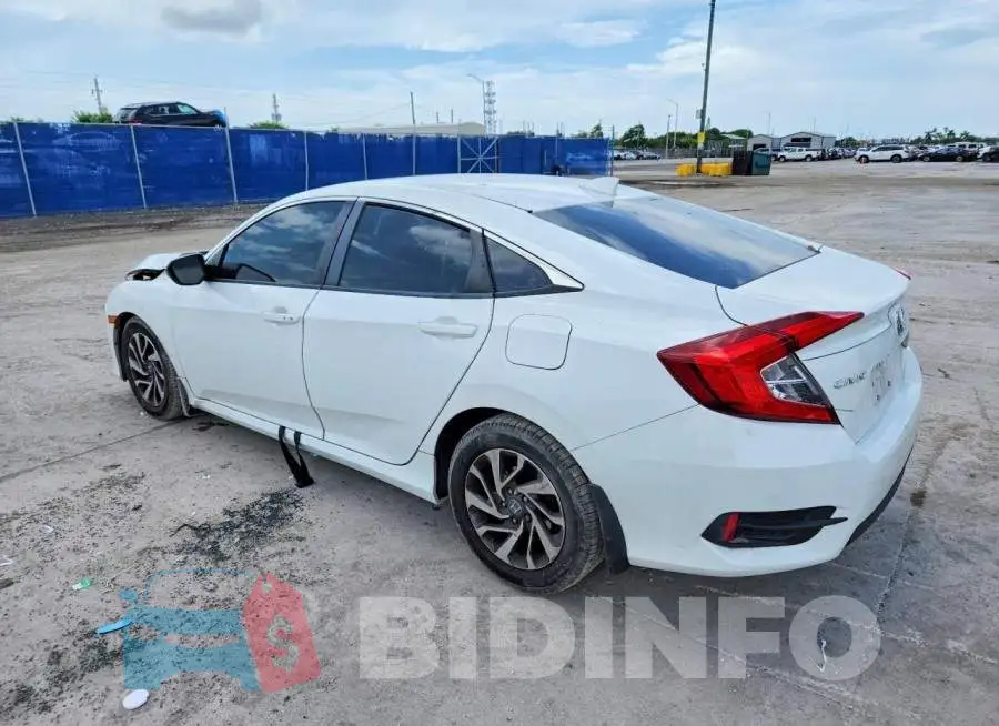 19XFC2F70HE080694 Photo# 2