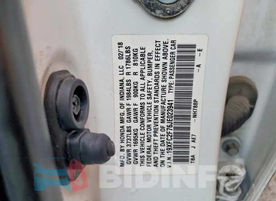 19XFC2F76JE023941 Photo# 12