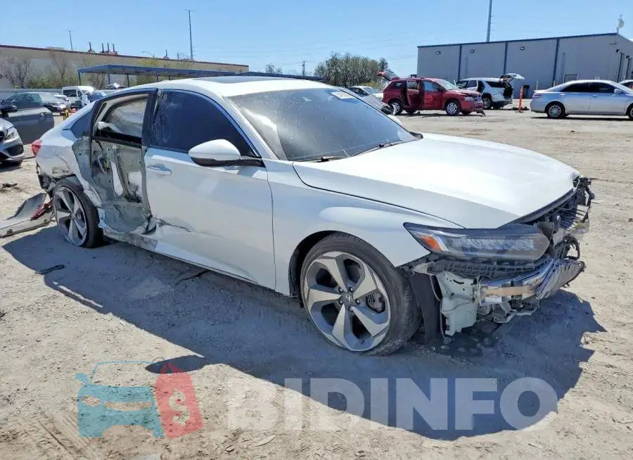 1HGCV2F9XLA005254 Photo# 4