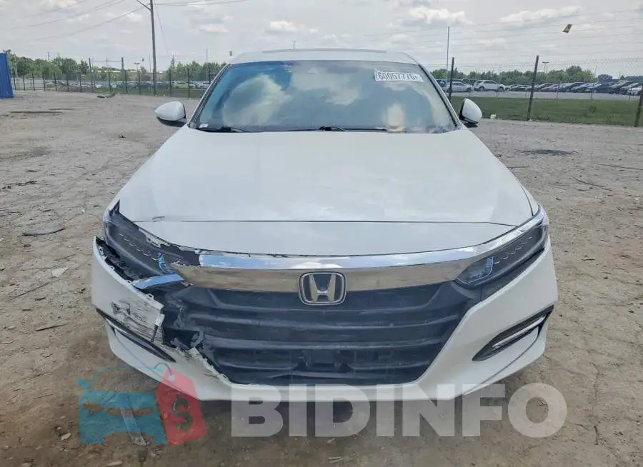 1HGCV3F52KA017965 Photo# 5