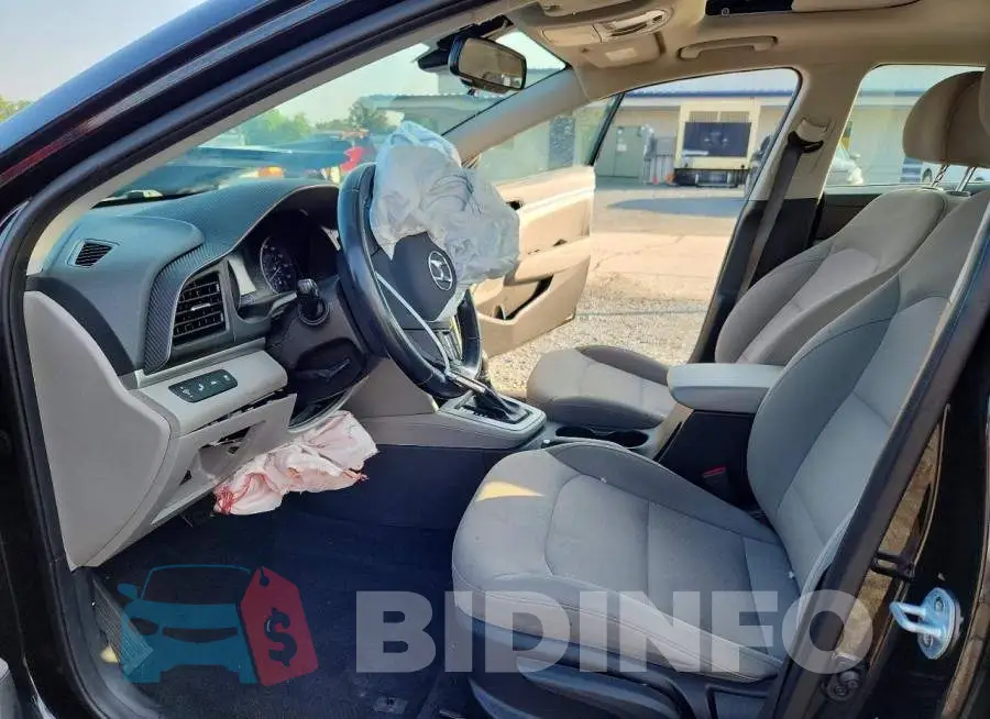 5NPD84LF3KH484043 Photo# 7