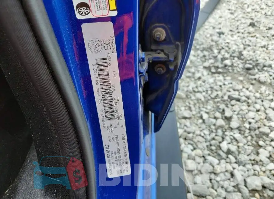 1C6SRFLT5KN813046 Photo# 13