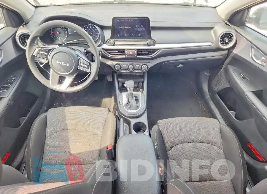 3KPF24AD8RE781304 Photo# 8