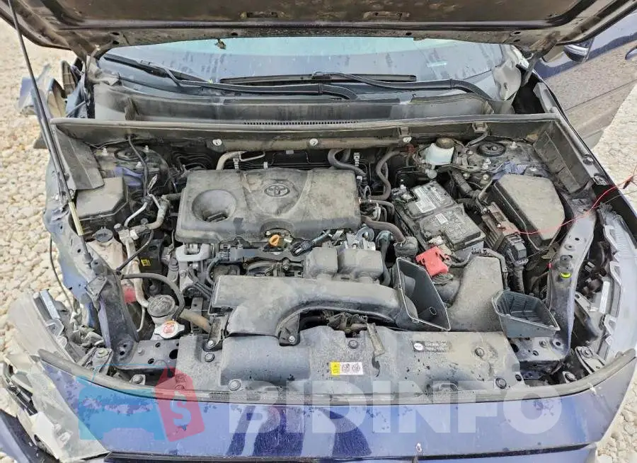 2T3C1RFV1PW265727 Photo# 11