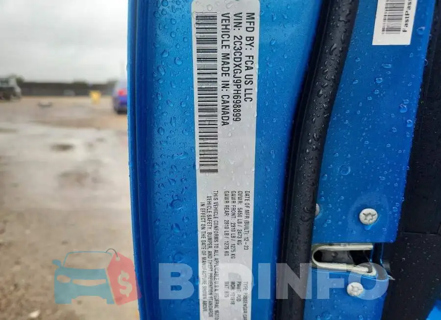 2C3CDXGJ9PH698899 Photo# 13