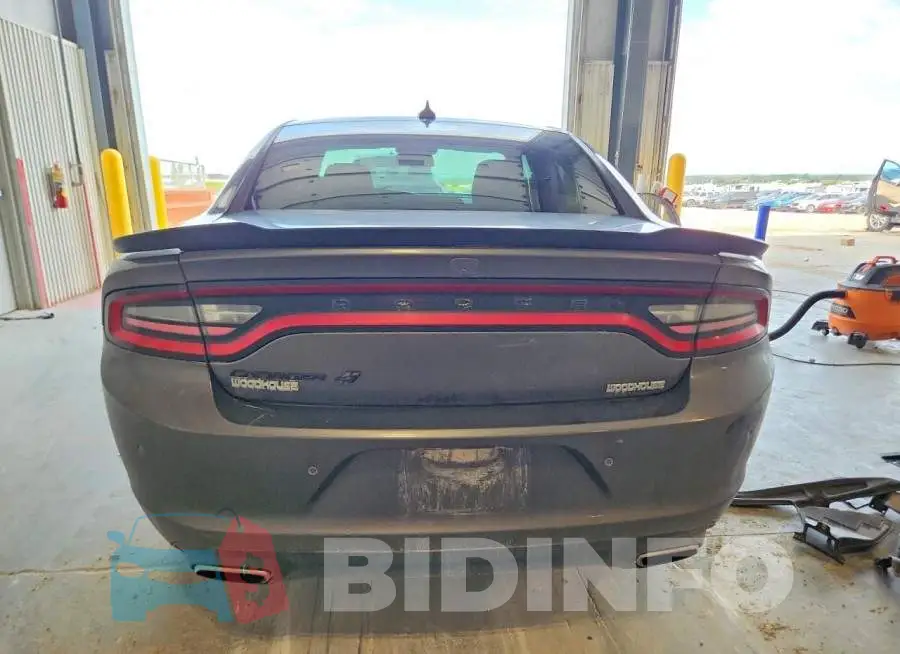 2C3CDXJG9PH657752 Photo# 6
