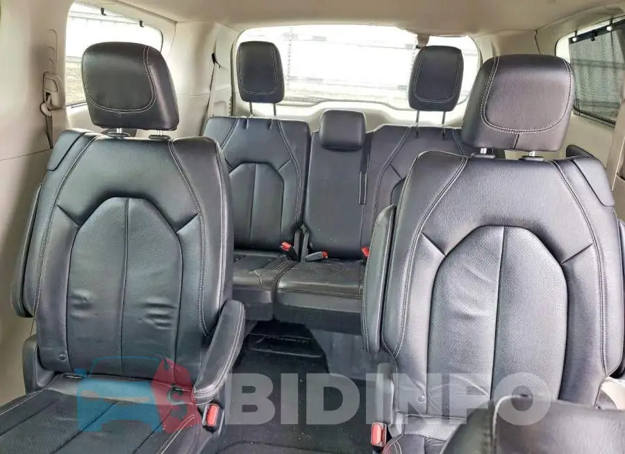 2C4RC1BG0NR168507 Photo# 10