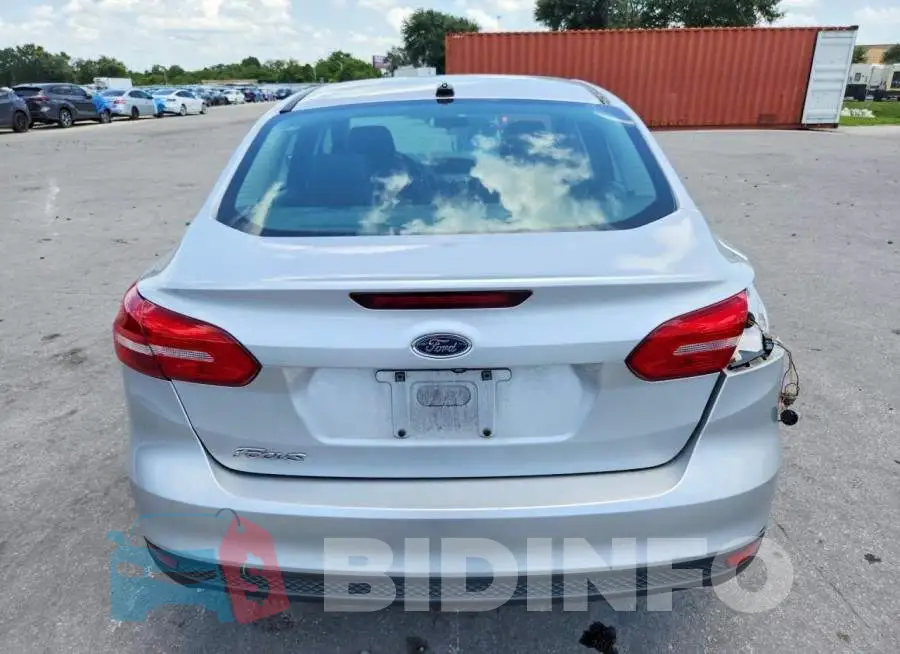 1FADP3F29JL206687 Photo# 6