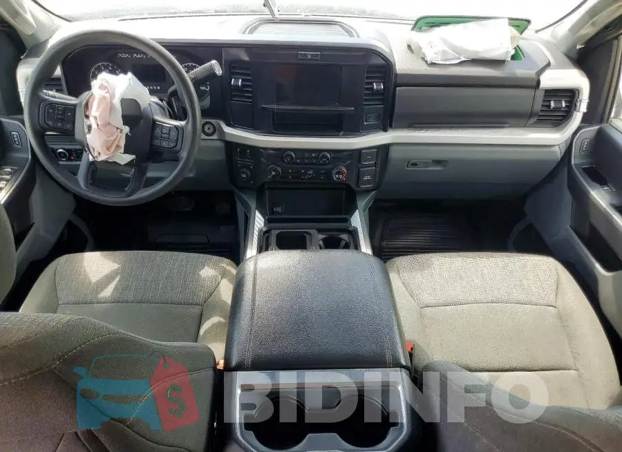 1FT8W3DN4SED40203 Photo# 8