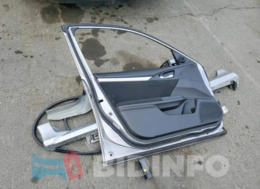19XFC1F33LE203548 Photo# 12