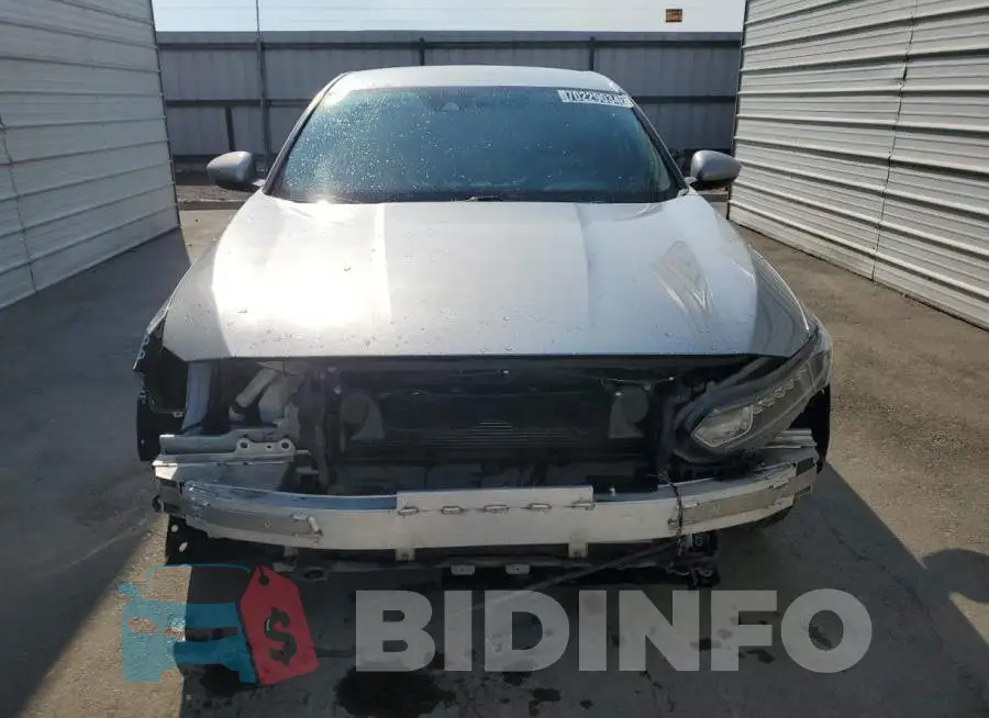 1HGCV1F10KA165131 Photo# 5