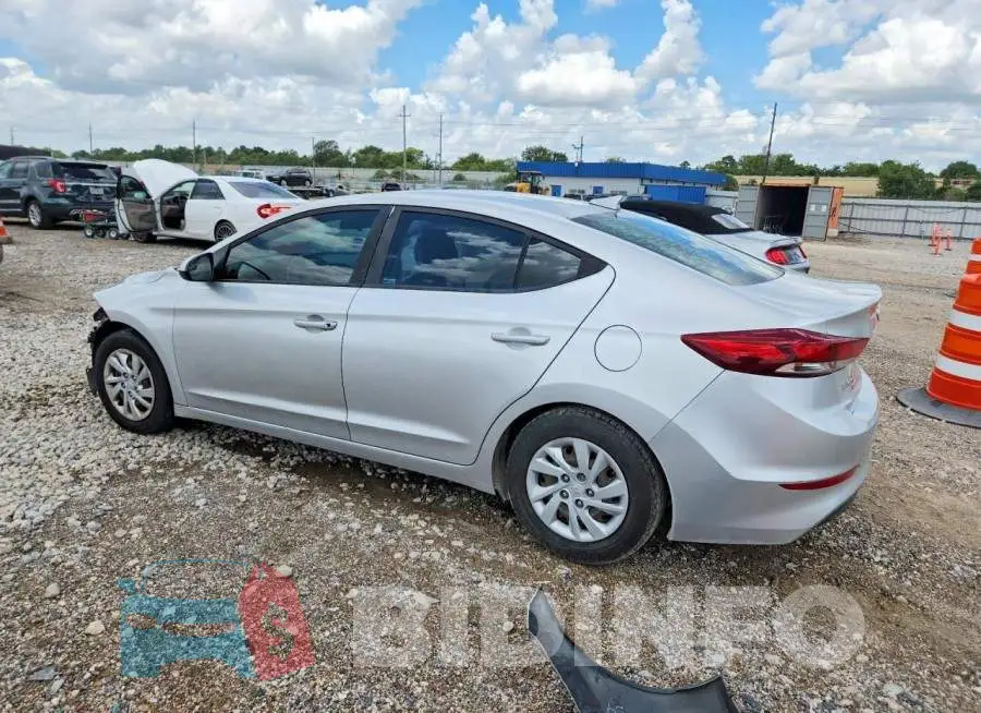5NPD74LF6JH377389 Photo# 2