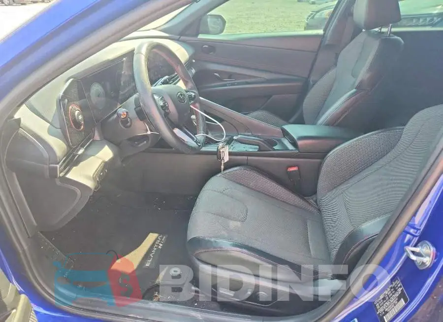 KMHLR4AF0PU569197 Photo# 7