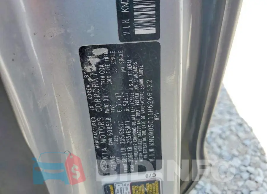 KNDMB5C11H6266522 Photo# 13
