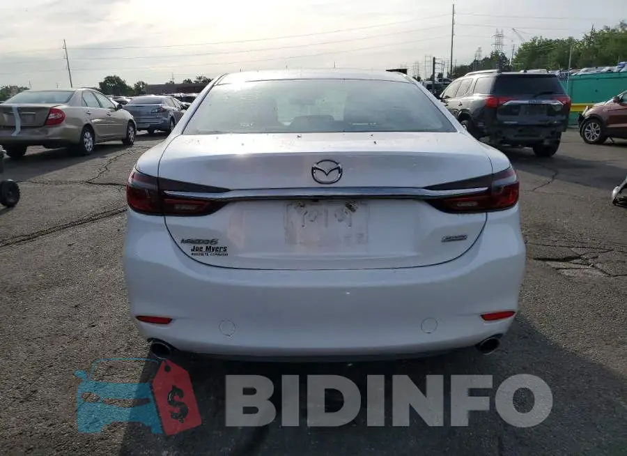 JM1GL1VMXJ1329386 Photo# 6