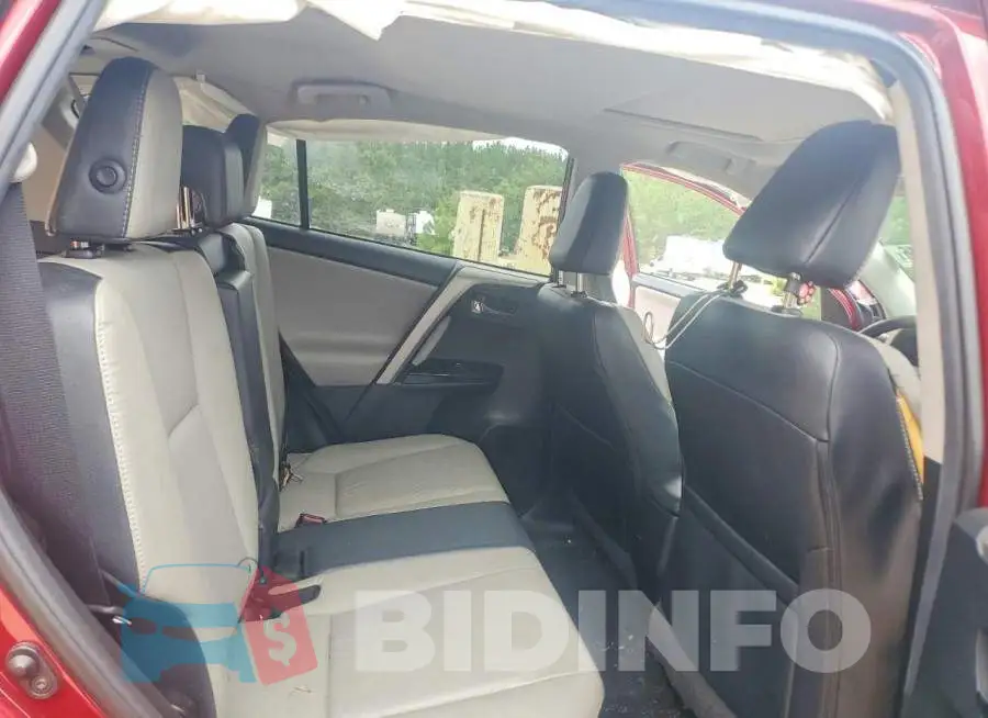 2T3YFREV6JW414231 Photo# 10