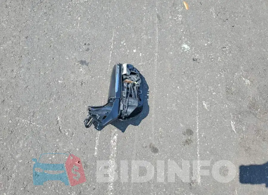 4T1EA1ABXNU011186 Photo# 12