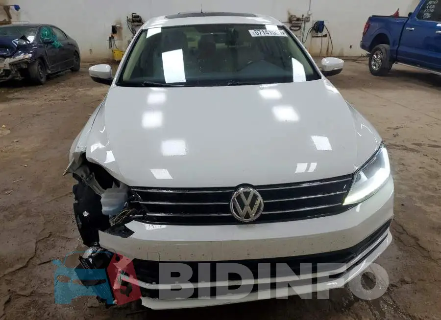 3VWDB7AJ5HM327124 Photo# 5