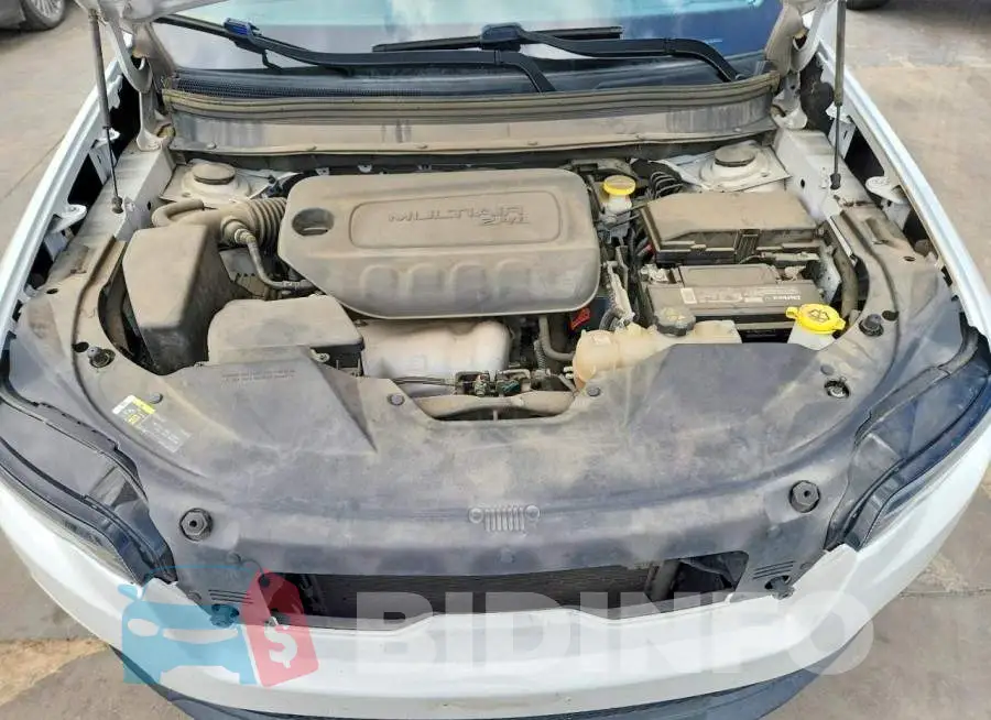 1C4PJLCB6KD262322 Photo# 12