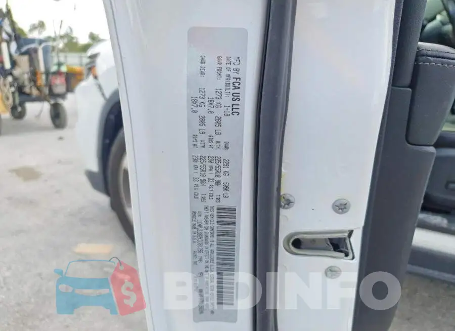 1C4PJLDB2KD381256 Photo# 13