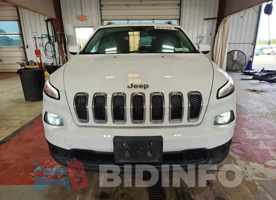 1C4PJMCB7HW612026 Photo# 5