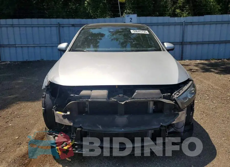 WDD3F4HB3KJ109984 Photo# 5