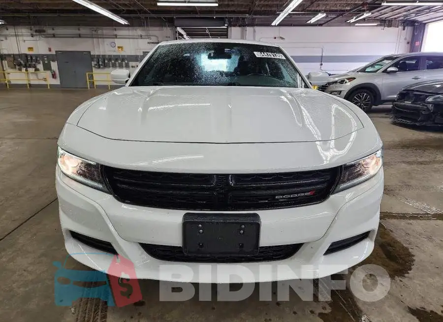 2C3CDXBG7NH165832 Photo# 5