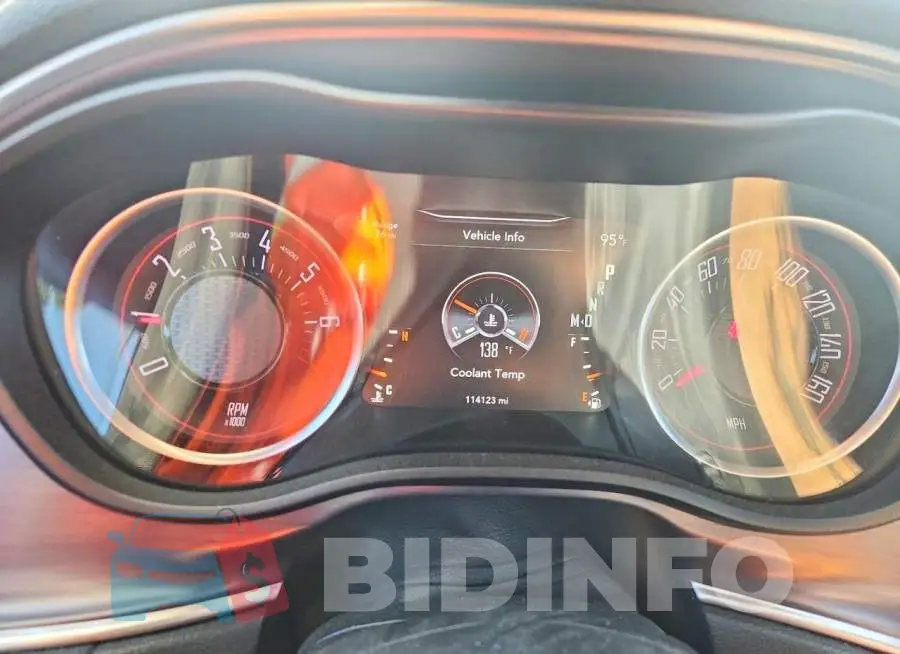 2C3CDZAG8JH246426 Photo# 9